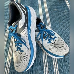 Hoka One One Arahi 3 Running Shoes EXCELLENT